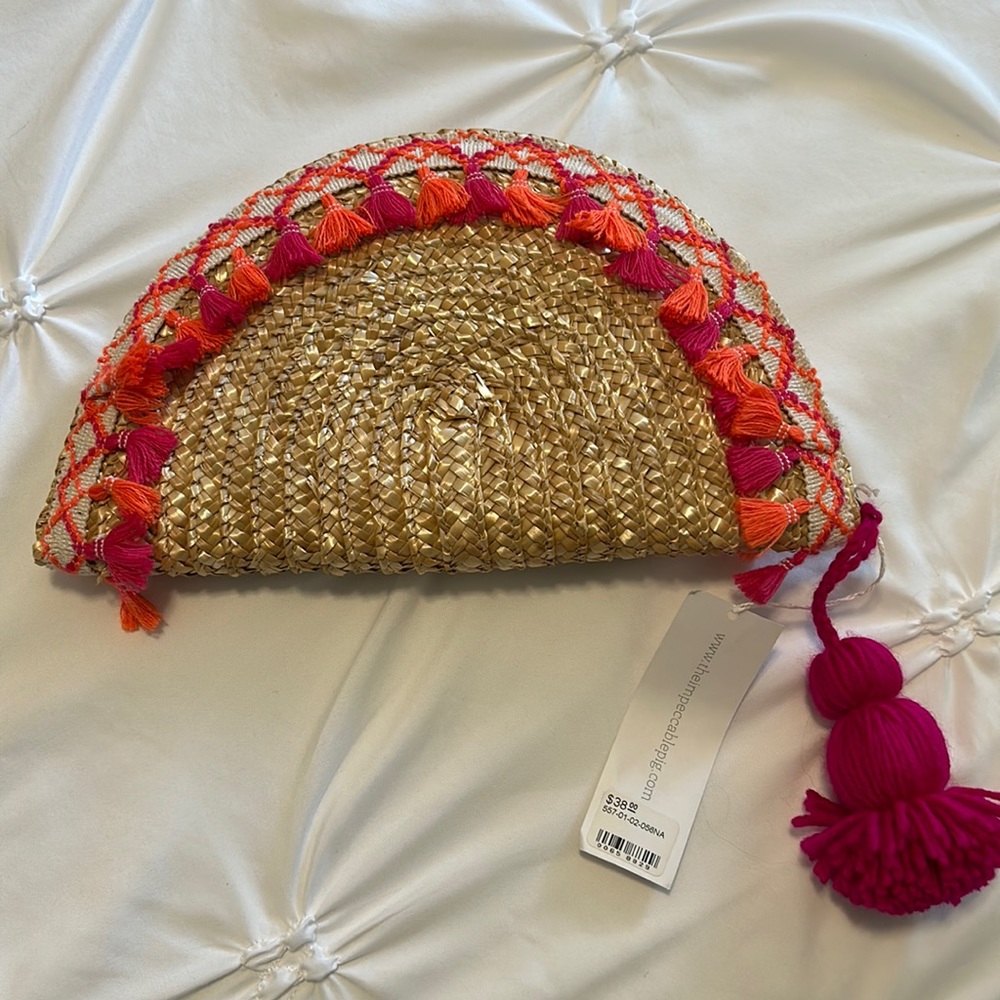 NWT Shiraleah Pom Pom Clutch